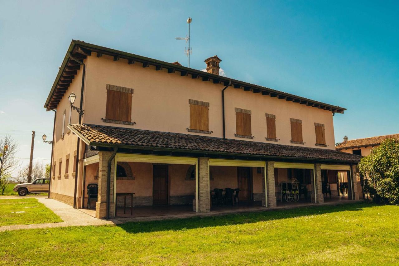 Agriturismo Garzole Castelfranco Emilia Kültér fotó